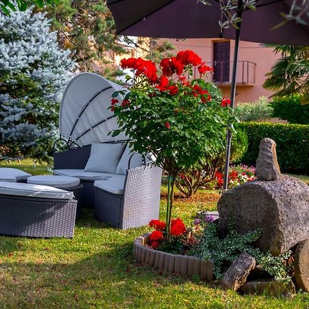 Garden Paradise App Sveti Vid-Miholjice Exteriör bild